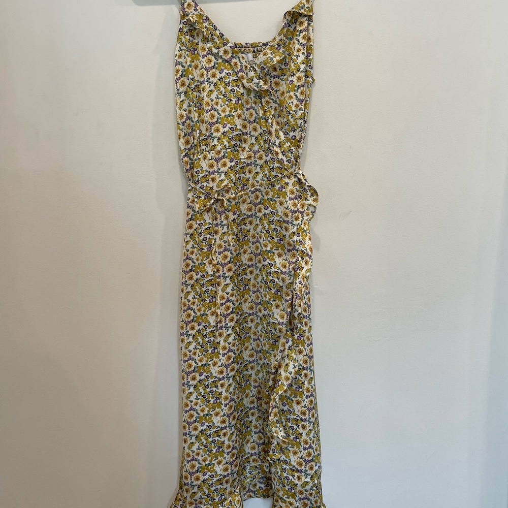 NWT Heartloom Peyton Wrap Midi Dress in floral print size small